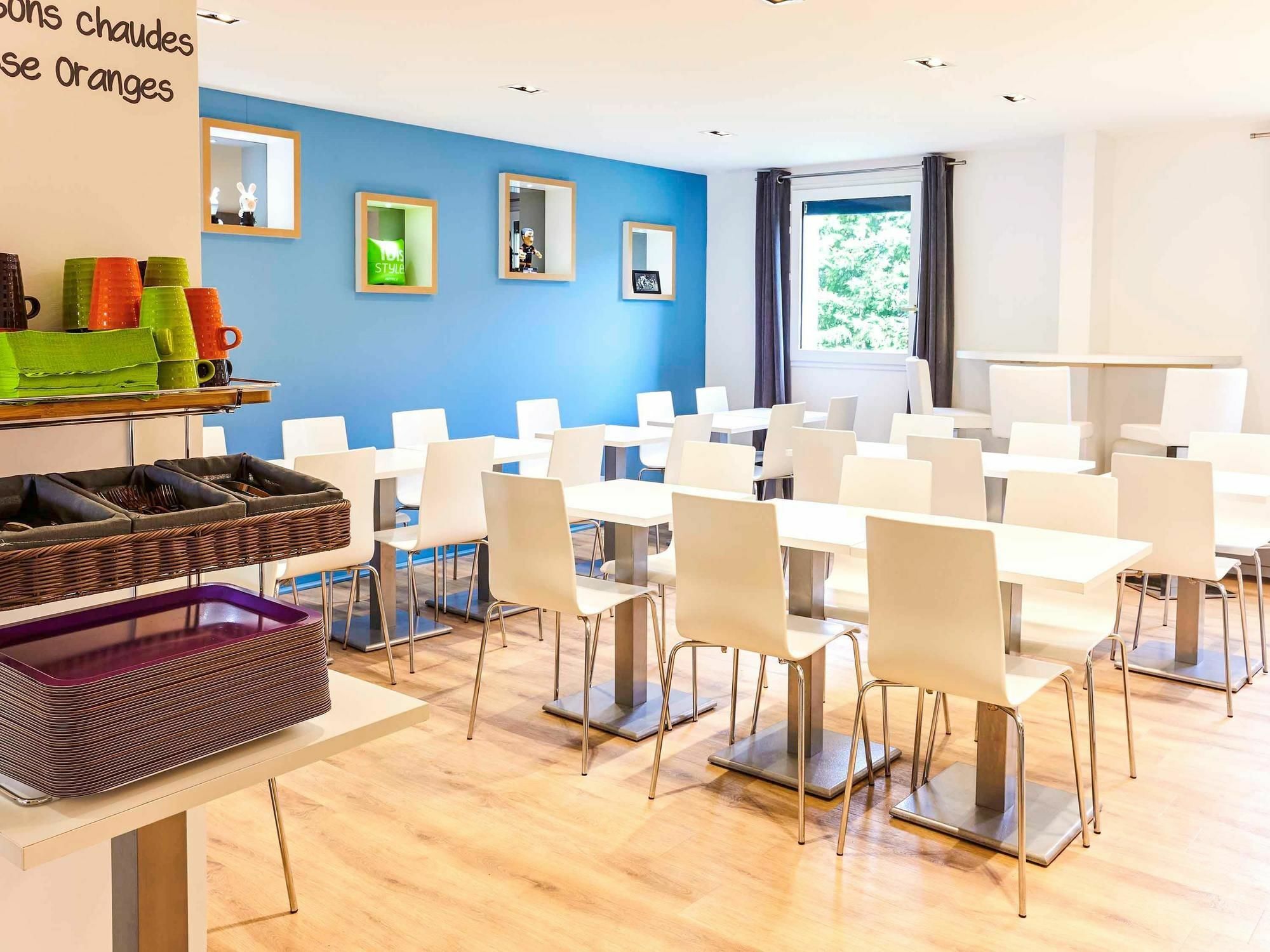 Отель Ibis Styles Toulouse Nord Sesquieres Экстерьер фото